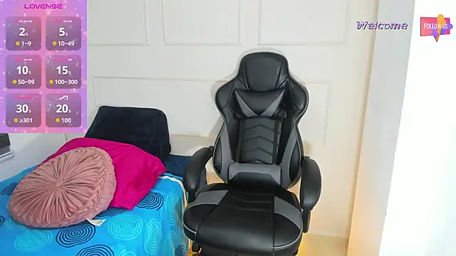 Snapshot of MEGANTARLY09 chatting on October 2025 04:06:02 PM MEGANTARLY09 online show from October 2025 04:06:02 PM