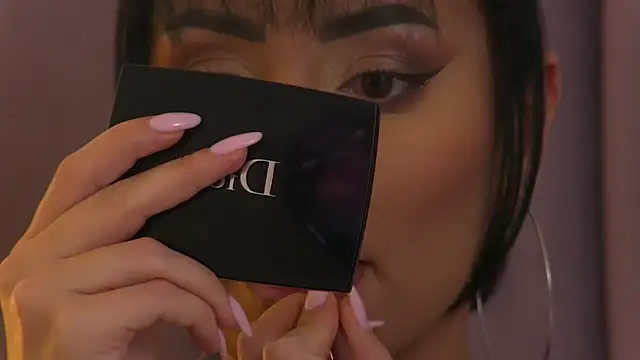 TheaNoire online show from December 2024 10:30:02 PM