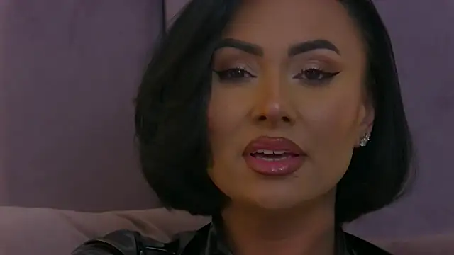 TheaNoire online show from February 2025 12:09:01 AM