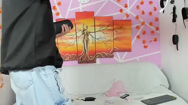 Snapshot of Fresahot2005 chatting on March 2025 07:53:01 PM Fresahot2005 online show from March 2025 07:53:01 PM