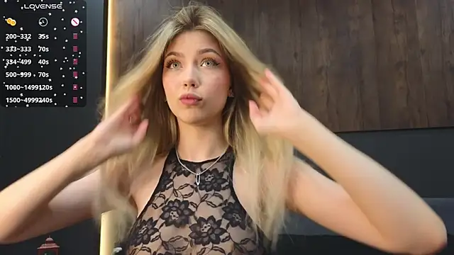 Snapshot of Rainaslater chatting on December 2024 08:27:02 PM Rainaslater online show from December 2024 08:27:02 PM