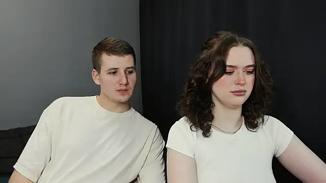 Snapshot of Pinku_kitsune chatting on February 2025 01:11:02 AM Pinku kitsune online show from February 2025 01:11:02 AM