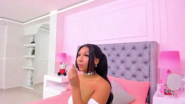 HaileeRoberts online show from January 2025 12:16:01 PM