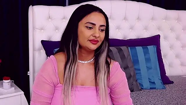 MayaJansen online show from February 2025 05:23:02 PM