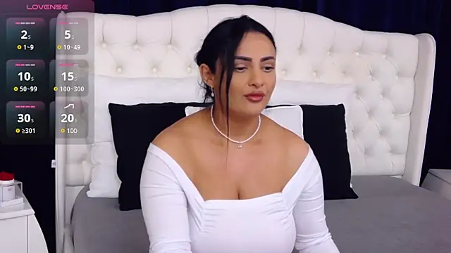 MayaJansen online show from February 2025 06:26:02 PM