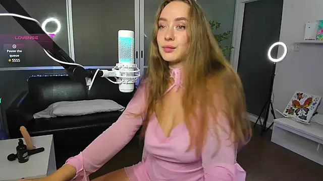 AngelPaull online show from December 2024 08:40:02 PM