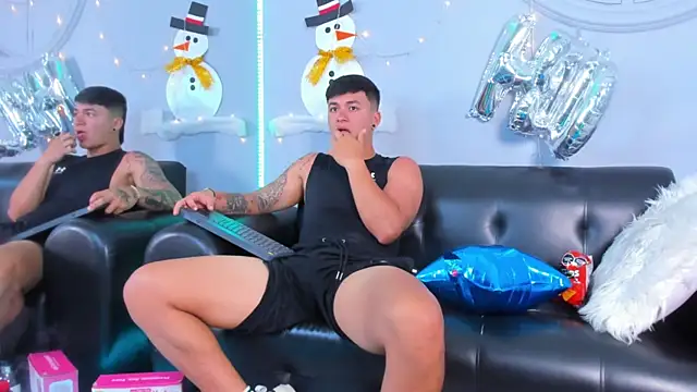 Cristopher strong online show from January 2025 12:30:01 PM