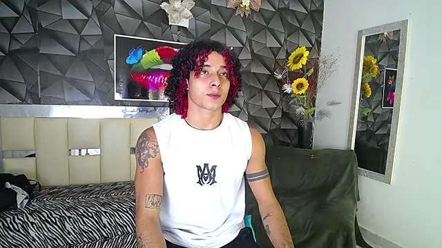 Demitryo online show from January 2025 04:00:02 AM