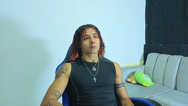 Demitryo online show from September 2025 03:30:02 AM