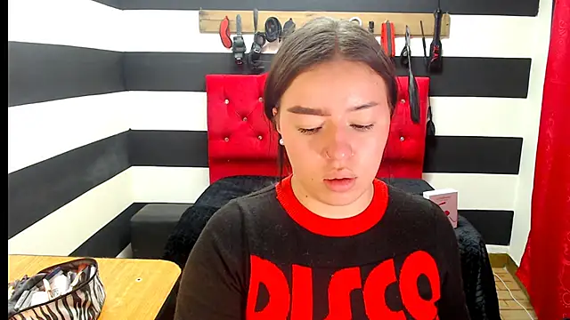 Marian Ran online show from December 2024 02:09:01 AM