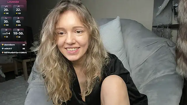 foxy blond online show from March 2025 06:27:01 AM