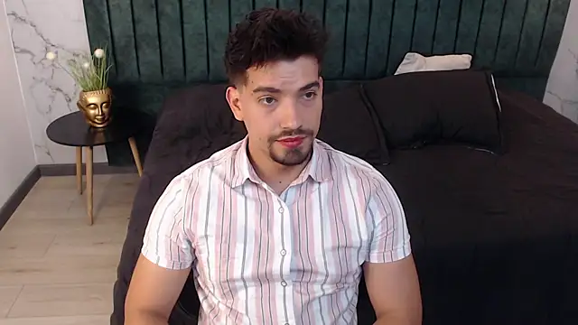 Ian Daviz online show from January 2025 11:19:01 PM