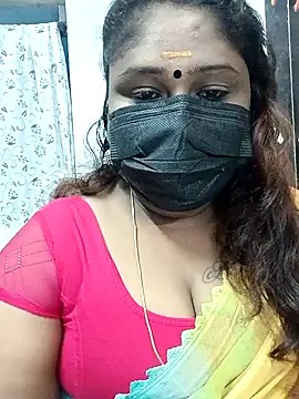 Snapshot of simran21 chatting on December 2024 02:05:02 PM simran21 online show from December 2024 02:05:02 PM