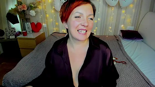 Katherine Fox online show from February 2025 10:42:01 PM