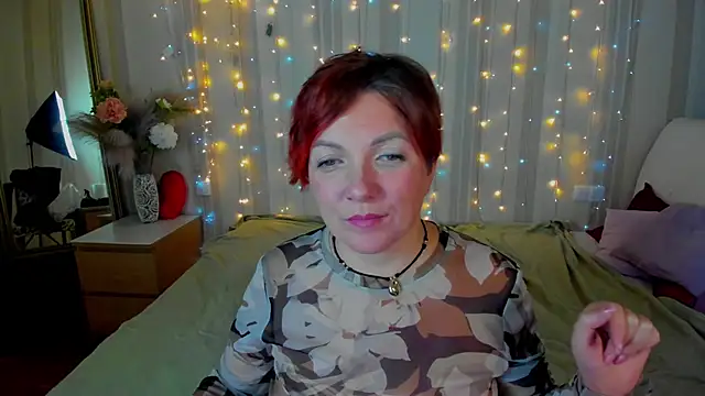 Katherine Fox online show from March 2025 10:10:01 PM