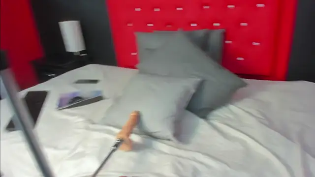 Zoe pss online show from October 2025 07:14:01 PM