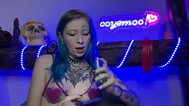 Snapshot of coyemoo chatting on January 2025 06:56:01 AM coyemoo online show from January 2025 06:56:01 AM