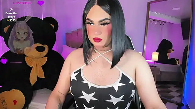 Snapshot of alexia_mattel chatting on November 2025 08:21:01 PM alexia mattel online show from November 2025 08:21:01 PM