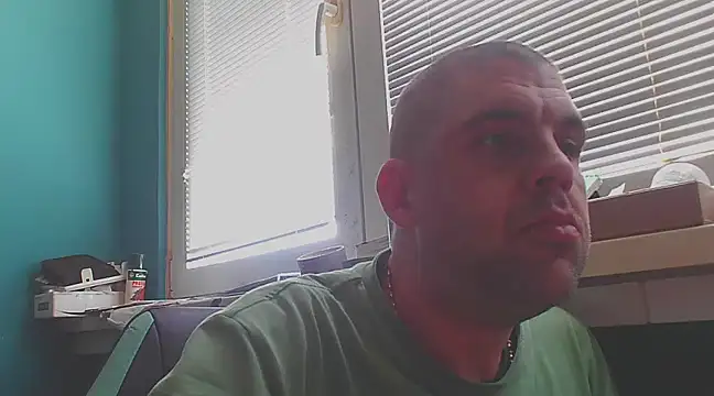 YouWantMe666 online show from February 2025 11:54:01 AM