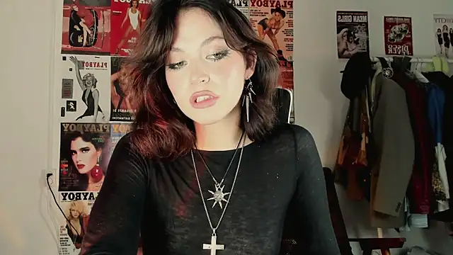 Niky  Jess online show from November 2025 07:16:01 PM