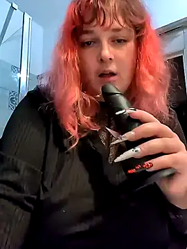 Snapshot of LadyRochester chatting on October 2025 12:58:01 AM LadyRochester online show from October 2025 12:58:01 AM