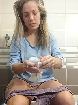 Snapshot of Dark_Angel_22 chatting on November 2025 08:36:02 AM Dark Angel 22 online show from November 2025 08:36:02 AM