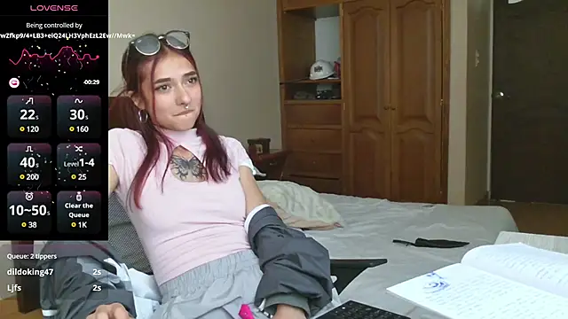 Snapshot of 3badweed3 chatting on February 2025 08:06:02 PM 3badweed3 online show from February 2025 08:06:02 PM