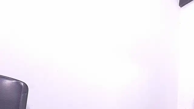 Skinny hottie18 online show from December 2024 04:25:02 PM