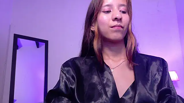 Skinny hottie18 online show from February 2025 04:53:01 PM