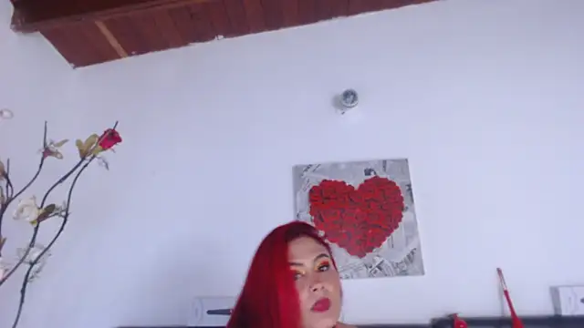 Snapshot of Amara_Red chatting on February 2025 02:37:01 PM Amara Red online show from February 2025 02:37:01 PM