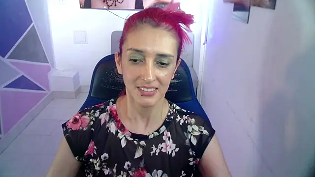 Snapshot of Ruby_Your_Milf chatting on January 2025 09:01:02 PM Ruby Your Milf online show from January 2025 09:01:02 PM