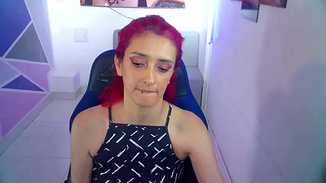 Snapshot of Ruby_Your_Milf chatting on January 2025 11:27:01 PM Ruby Your Milf online show from January 2025 11:27:01 PM