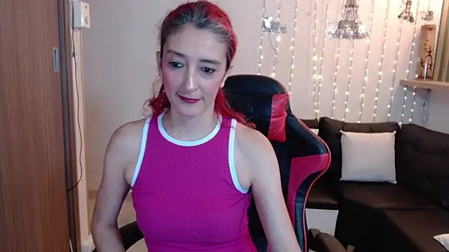 Snapshot of Ruby_Your_Milf chatting on December 2025 07:18:01 PM Ruby Your Milf online show from December 2025 07:18:01 PM