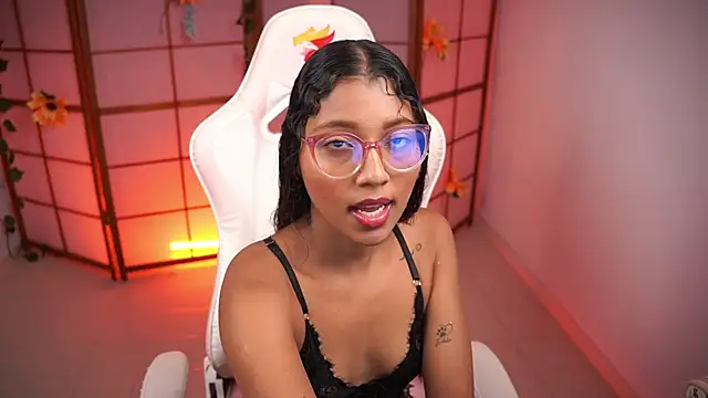 small emilie online show from September 2025 02:22:02 PM