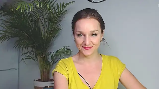 AliciaDesire online show from December 2024 07:14:01 PM