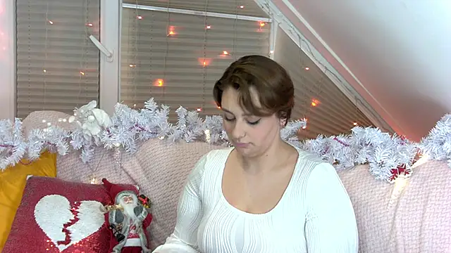 MaryMurray online show from December 2024 10:34:02 PM