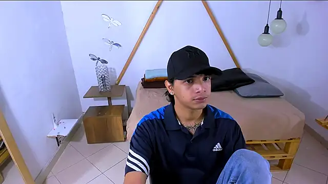 Snapshot of Brand_habes chatting on October 2025 05:20:02 PM Brand habes online show from October 2025 05:20:02 PM