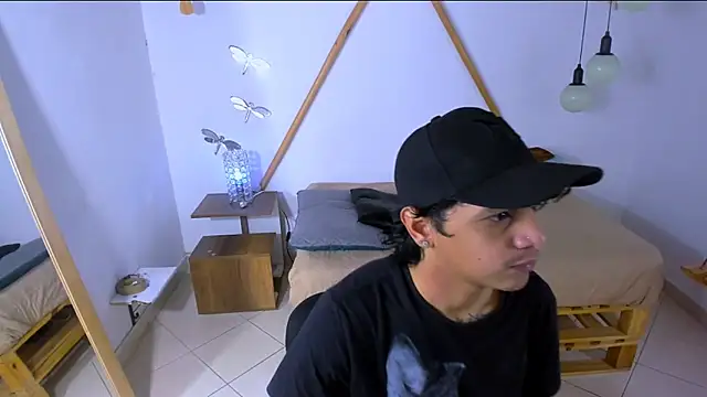 Snapshot of Brand_habes chatting on October 2025 07:14:02 PM Brand habes online show from October 2025 07:14:02 PM