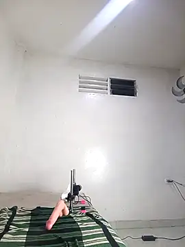 Snapshot of DIORA_Latina chatting on September 2025 04:38:02 AM DIORA Latina online show from September 2025 04:38:02 AM