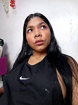 Snapshot of DIORA_Latina chatting on September 2025 04:29:01 AM DIORA Latina online show from September 2025 04:29:01 AM