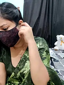 Snapshot of payal_sharma1 chatting on March 2025 01:08:01 PM payal sharma1 online show from March 2025 01:08:01 PM