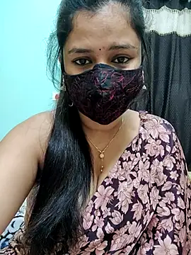 Snapshot of payal_sharma1 chatting on November 2025 07:33:02 AM payal sharma1 online show from November 2025 07:33:02 AM