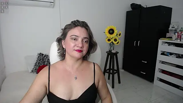 Ghada milf online show from March 2025 01:31:02 AM
