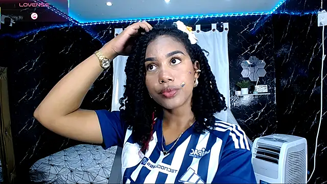 Snapshot of Hillary_queen chatting on September 2025 12:43:02 PM Hillary queen online show from September 2025 12:43:02 PM