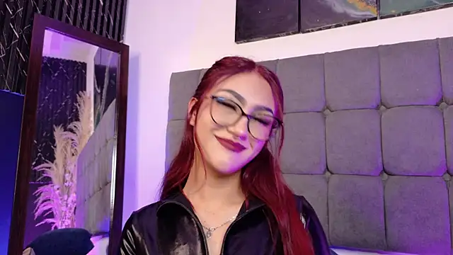 Snapshot of miluv19 chatting on November 2025 07:46:02 PM miluv19 online show from November 2025 07:46:02 PM