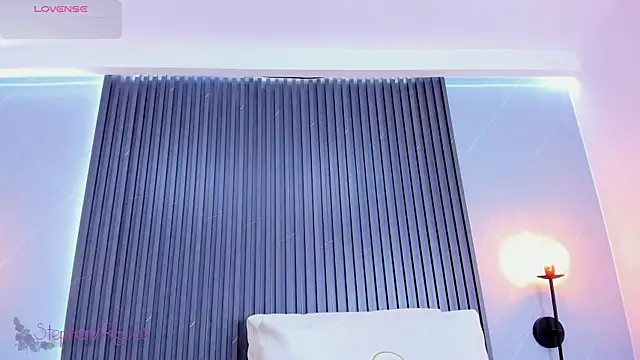 stephany roses  online show from February 2025 07:31:02 PM