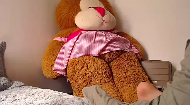 JossCollinss online show from December 2024 07:18:01 PM