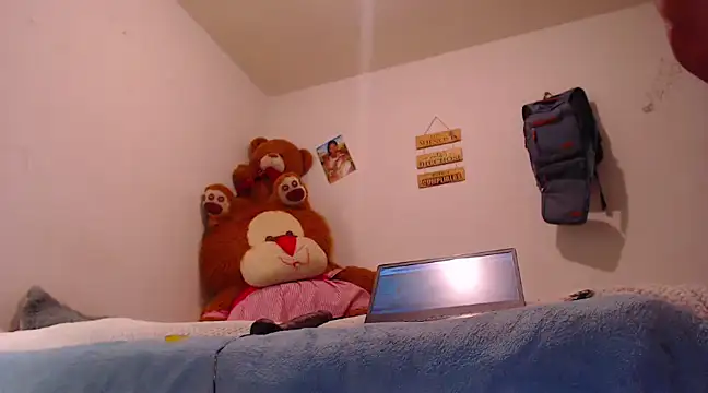 JossCollinss online show from December 2024 07:22:01 PM