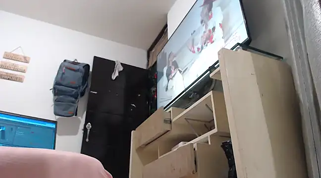 JossCollinss online show from December 2024 12:12:01 AM