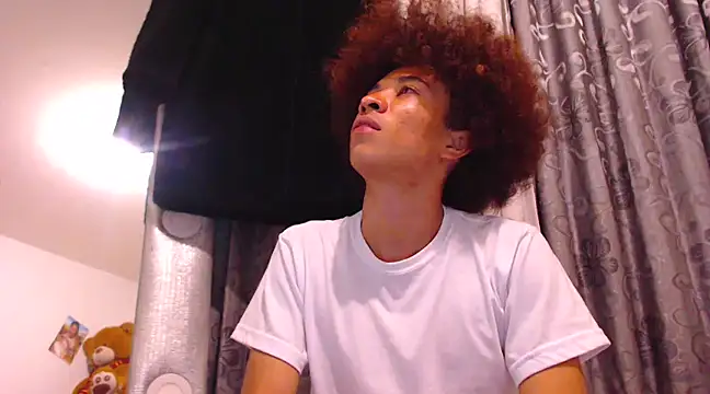 JossCollinss online show from December 2024 11:26:02 PM
